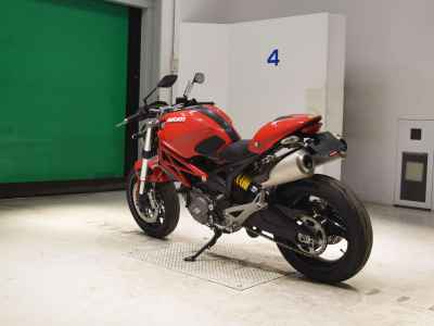 Ducati Monster 696 2011