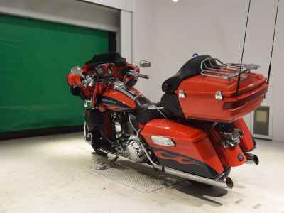 Harley-Davidson FLHTCUSE1800CVO 2010