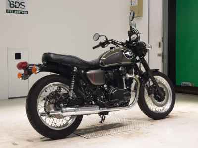 Kawasaki W800 Street 2022