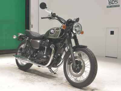 Kawasaki W800 Street 2022