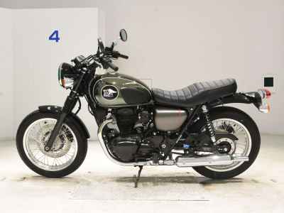 Kawasaki W800 Street 2022