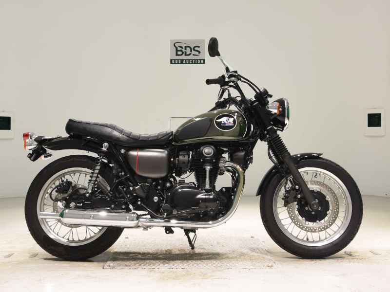 Kawasaki W800 Street 2022