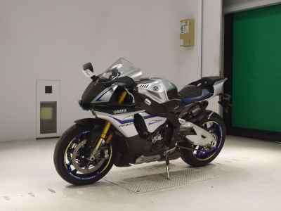 Yamaha YZF-R1M 2016