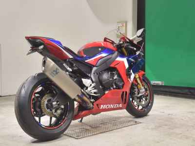 Honda CBR1000RR-R SP 2021