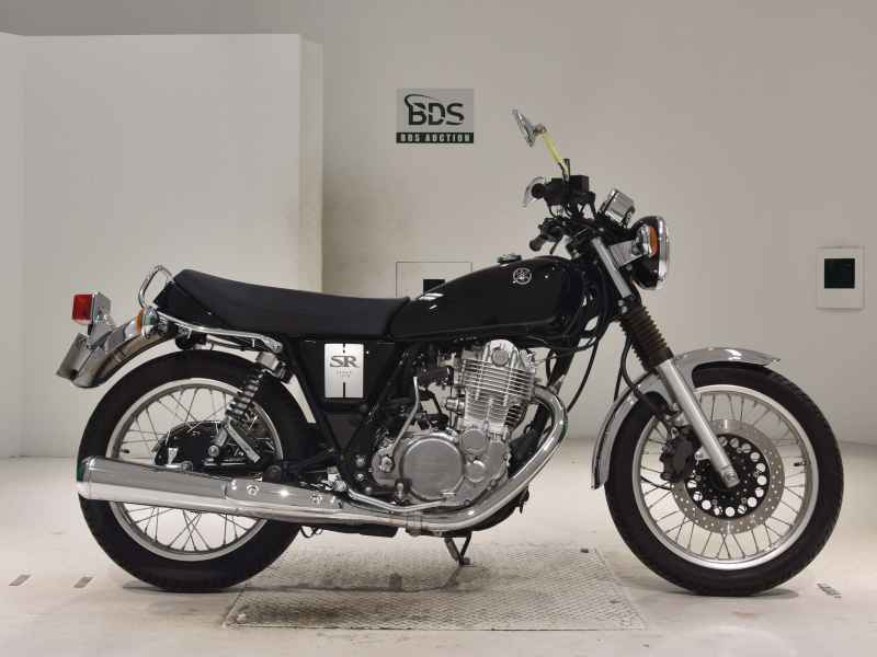 Yamaha SR400 2020