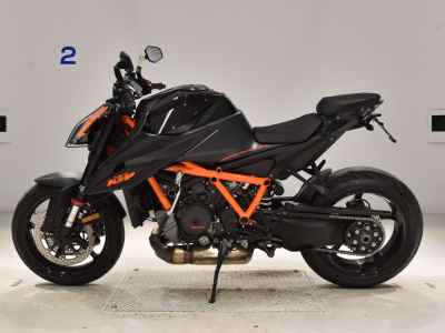 KTM 1290 Super Duke R 2020