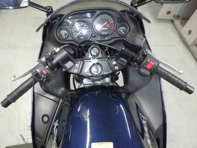 Kawasaki ZZR400 2005