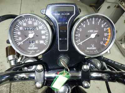 Suzuki GS400 2025