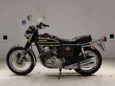 Honda CB750 2023