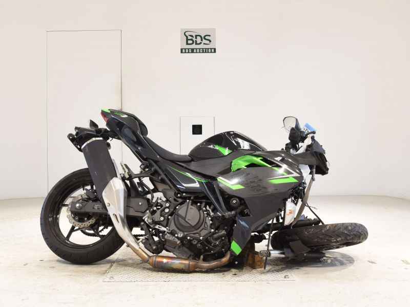 Kawasaki Ninja 400 2024