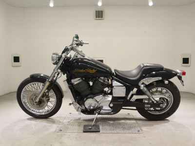 Honda Shadow 400 Slasher 2000