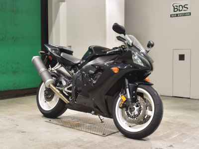 Yamaha YZF-R1 2003