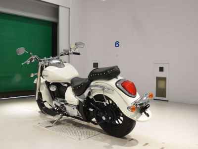 Suzuki Intruder 400 Classic 2010