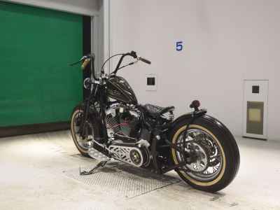 Harley-Davidson FLSTSC1450 2006