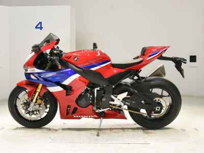 Honda CBR1000RR-R SP 2024