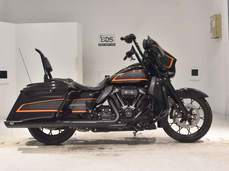 Harley-Davidson FLHXS1870 2022