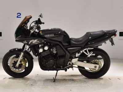 Yamaha FZ400 1998