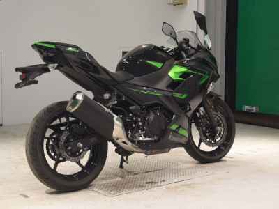 Kawasaki Ninja 400 2023