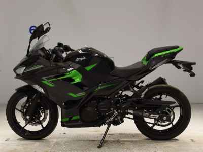 Kawasaki Ninja 400 2023