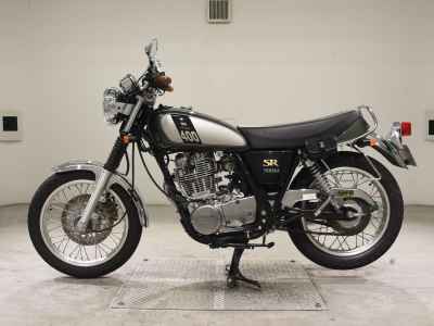 Yamaha SR400 2018