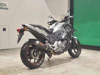 Honda NC700X 2012