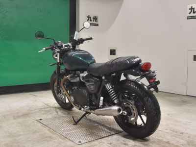 Triumph Street Twin 2023