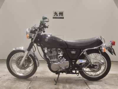 Yamaha SR400 2018