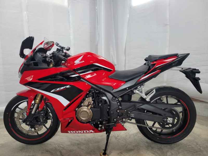 Honda CBR400R 2022