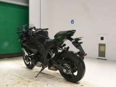 Kawasaki Ninja 1000SX 2023