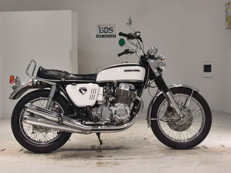 Honda CB750 2023