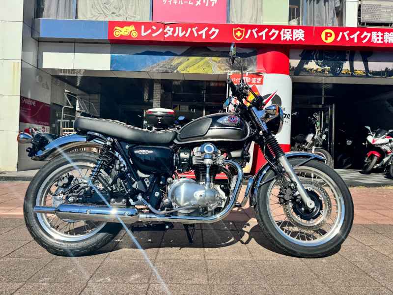 Kawasaki W800 2024