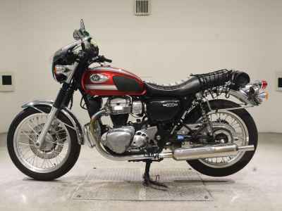 Kawasaki W800 2022