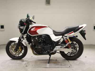 Honda CB400SFV 2016