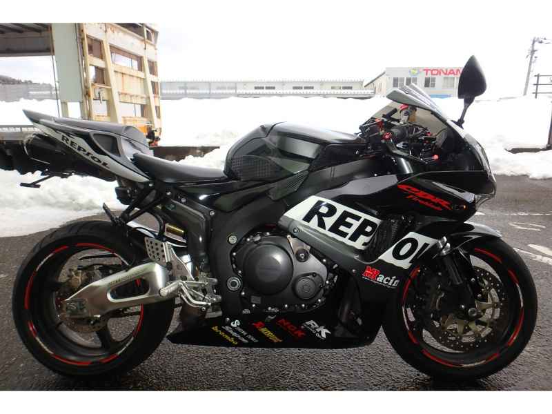 Honda CBR1000RR 2006