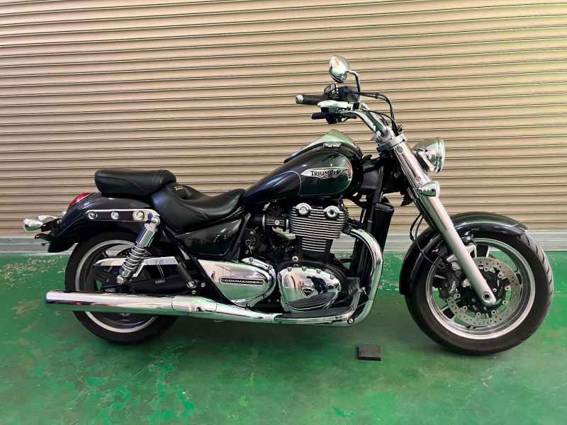 Triumph THUNDERBIRD COMMANDER 2014