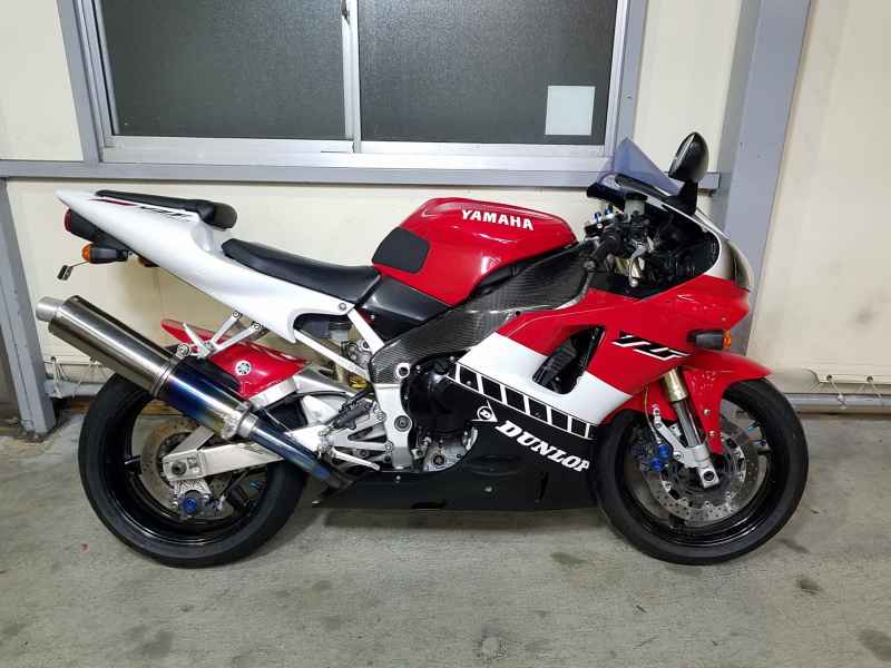 Yamaha YZF-R1 1999