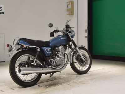 Yamaha SR400 2020