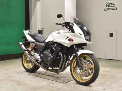 Honda CB400SFV Boldor 2011