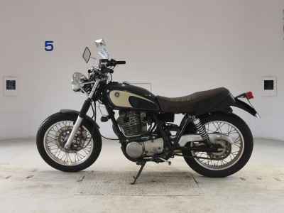 Yamaha SR400 2003