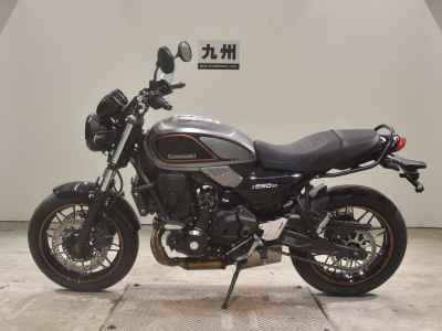 Kawasaki Z650RS 2022