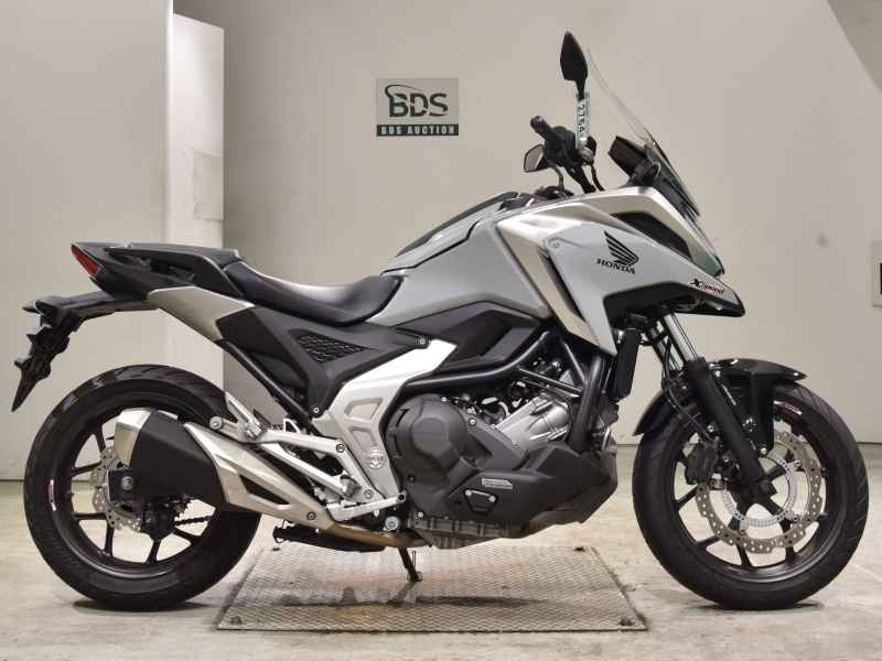 Honda NC750X DCT 2023