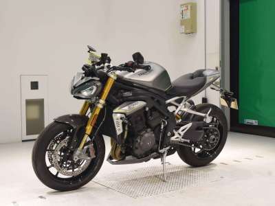 Triumph Speed Triple RS 2023