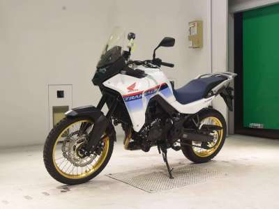 Honda Transalp 750 2023