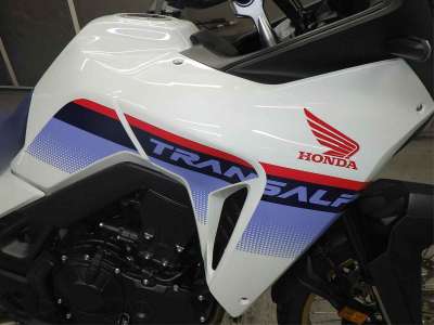 Honda Transalp 750 2023